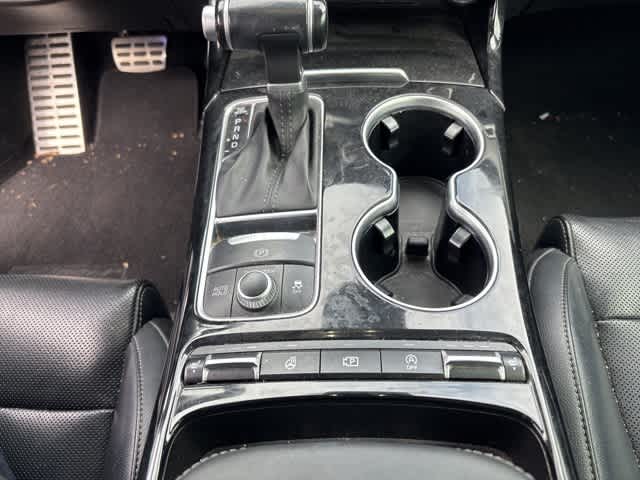 Thumbnail: 2022 Kia Stinger - 16