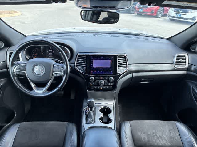 Thumbnail: 2020 Jeep Grand Cherokee - 16