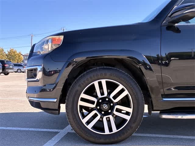 Thumbnail: 2015 Toyota 4Runner - 14