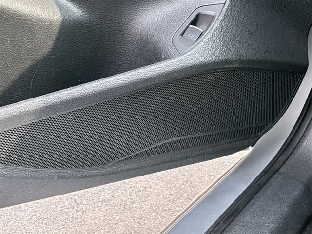 Thumbnail: 2017 Volkswagen Passat - 30