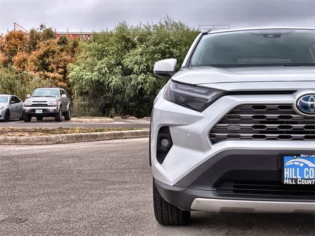 Thumbnail: 2023 Toyota RAV4 - 10