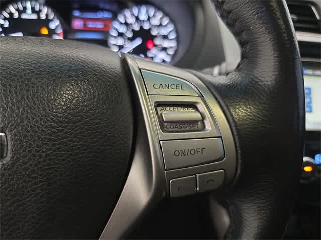 Thumbnail: 2015 Nissan Altima - 27