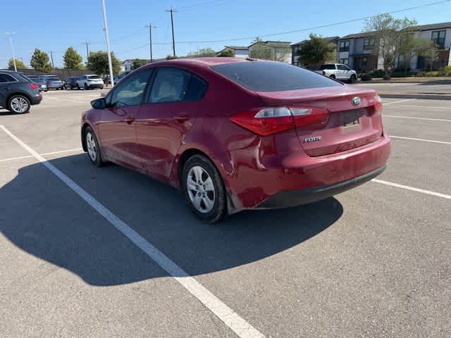 Thumbnail: 2016 Kia Forte - 3