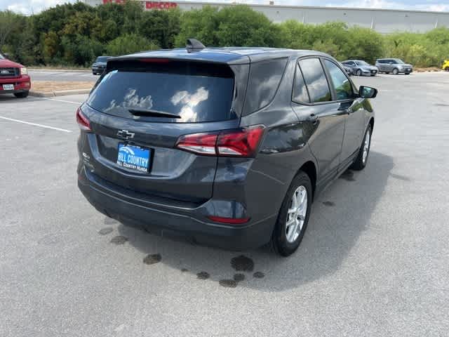 Thumbnail: 2022 Chevrolet Equinox - 5
