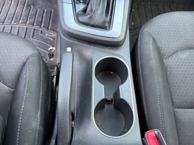 Thumbnail: 2018 Hyundai Elantra - 16