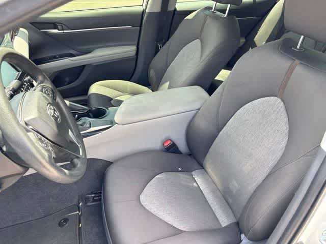 Thumbnail: 2019 Toyota Camry - 11