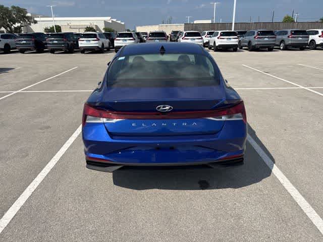Thumbnail: 2023 Hyundai Elantra - 3