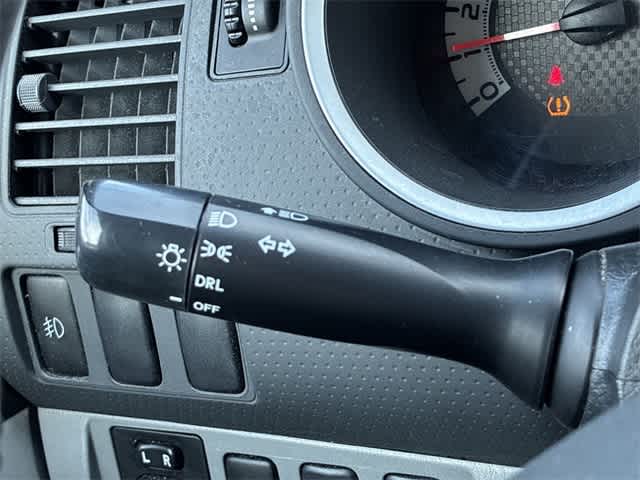 Thumbnail: 2014 Toyota Tacoma - 27