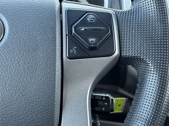 Thumbnail: 2014 Toyota Tacoma - 25