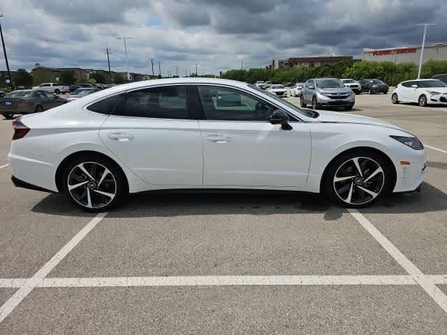 2021 Hyundai Sonata SEL Plus photo 4