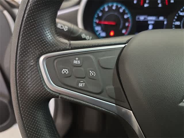 Thumbnail: 2022 Chevrolet Malibu - 24