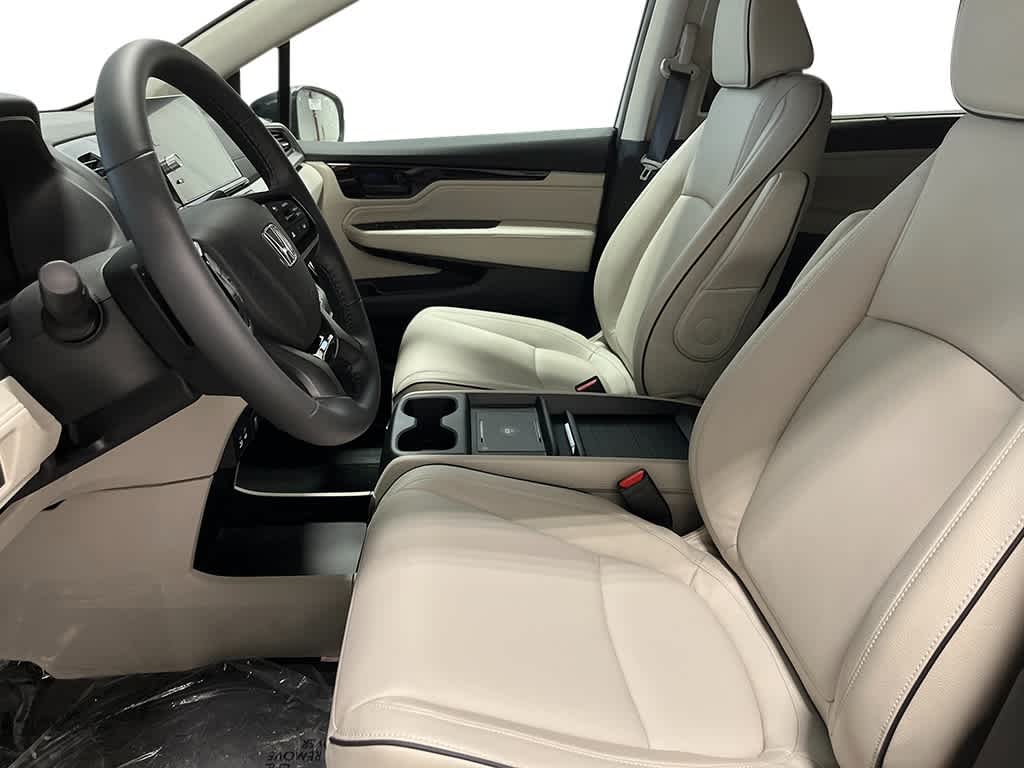 Thumbnail: 2026 Honda Odyssey - 13