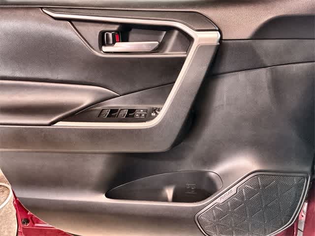 Thumbnail: 2023 Toyota RAV4 - 38