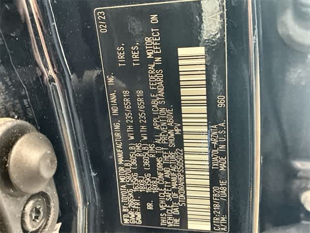 Thumbnail: 2023 Toyota Highlander - 37