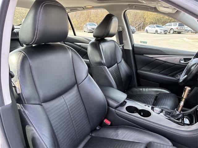 Thumbnail: 2016 INFINITI  - 24