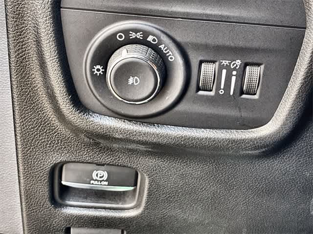 Thumbnail: 2023 Jeep Grand Cherokee - 39