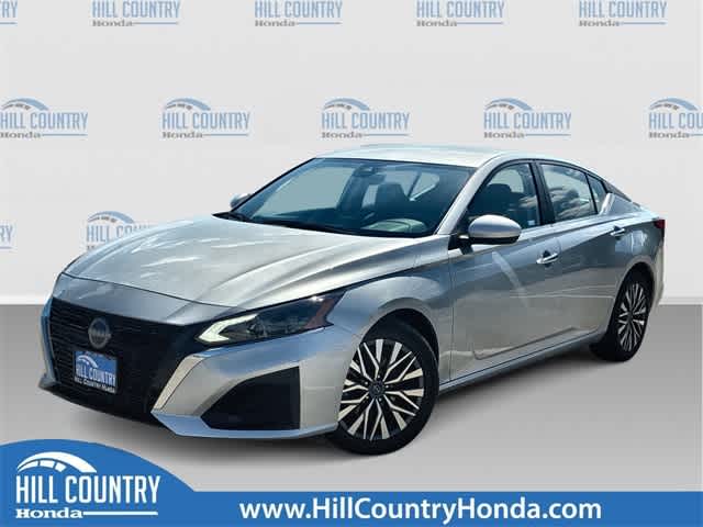 Thumbnail: 2023 Nissan Altima - 1