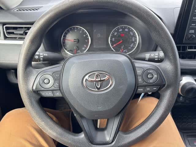 Thumbnail: 2022 Toyota RAV4 - 14