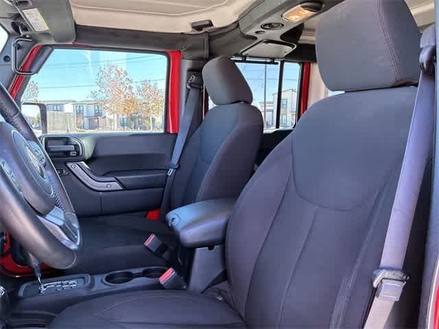 Thumbnail: 2015 Jeep Wrangler - 17