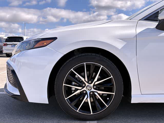 Thumbnail: 2023 Toyota Camry - 14