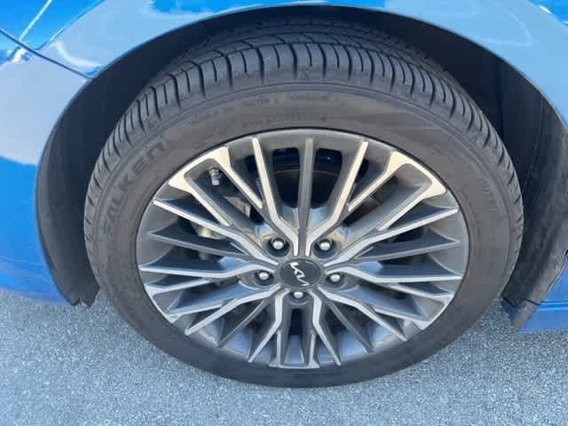 Thumbnail: 2023 Kia Forte - 29