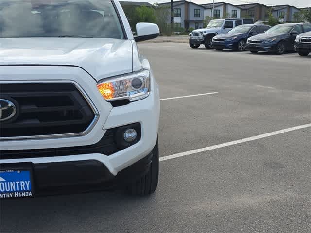 Thumbnail: 2023 Toyota Tacoma - 11