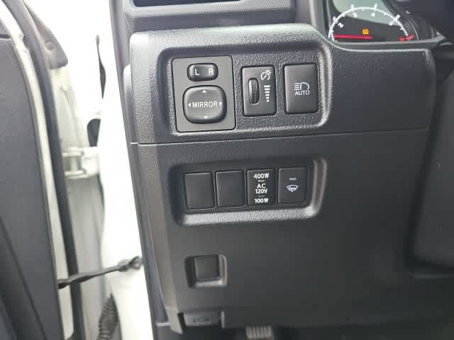 Thumbnail: 2023 Toyota 4Runner - 11