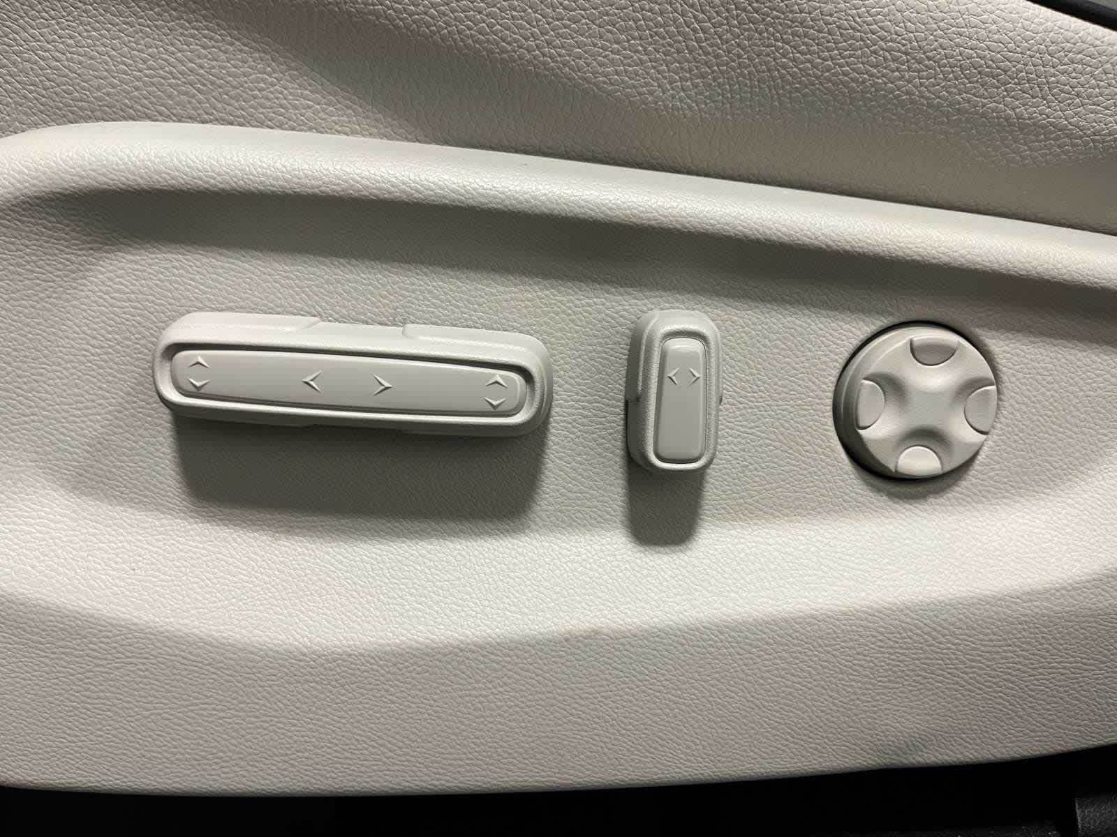 Thumbnail: 2026 Honda Odyssey - 14