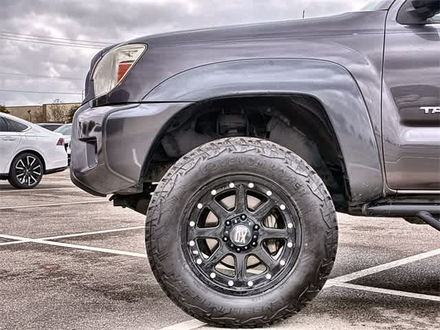Thumbnail: 2012 Toyota Tacoma - 14