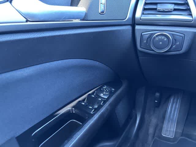 Thumbnail: 2016 Ford Fusion - 39