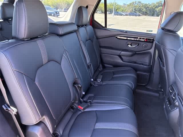 Thumbnail: 2025 Honda Pilot - 22