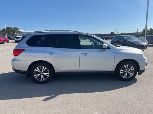Thumbnail: 2020 Nissan Pathfinder - 6