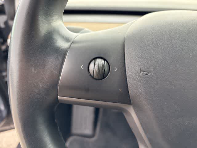 Thumbnail: 2019 Tesla Model 3 - 12