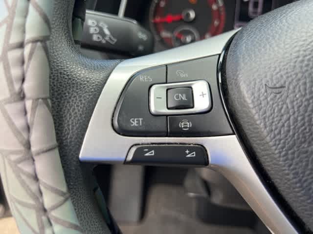 Thumbnail: 2019 Volkswagen Jetta - 11