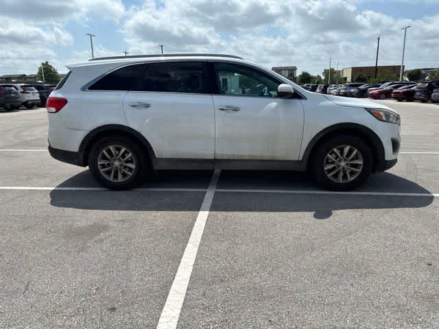 Thumbnail: 2018 Kia Sorento - 5