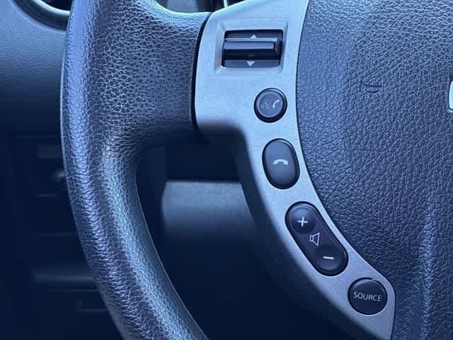 Thumbnail: 2014 Nissan Rogue - 24