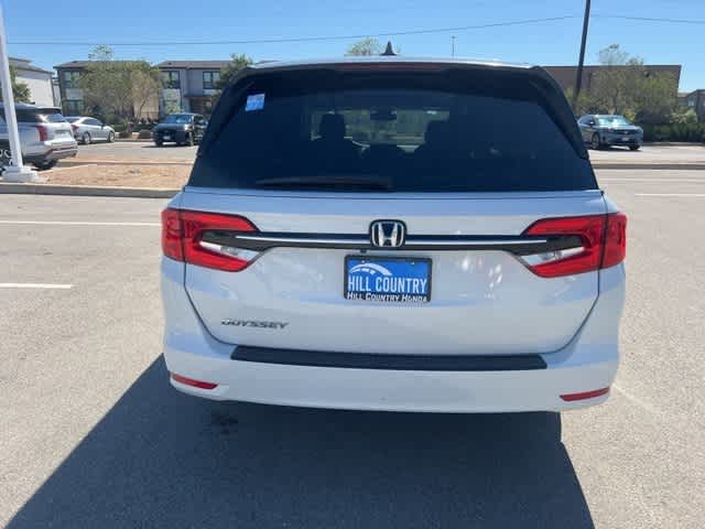 Thumbnail: 2023 Honda Odyssey - 4