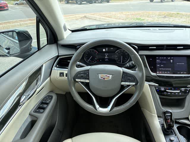 Thumbnail: 2021 Cadillac XT6 - 25