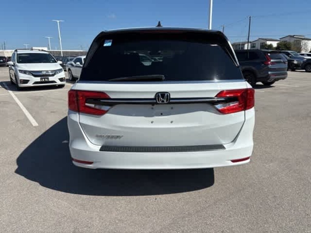 Certified 2022 Honda Odyssey Elite Van