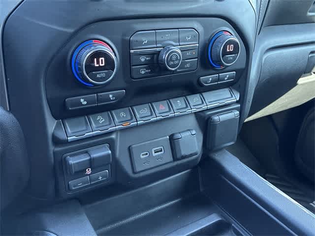 Thumbnail: 2020 Chevrolet Silverado 1500 - 42