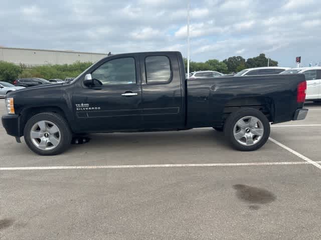 Thumbnail: 2011 Chevrolet Silverado 1500 - 2