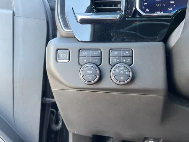 Thumbnail: 2024 Chevrolet Silverado 1500 - 10