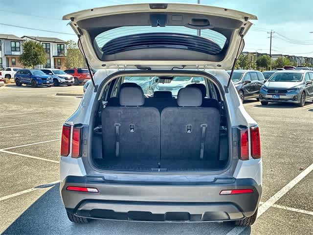 Thumbnail: 2023 Kia Sorento - 35