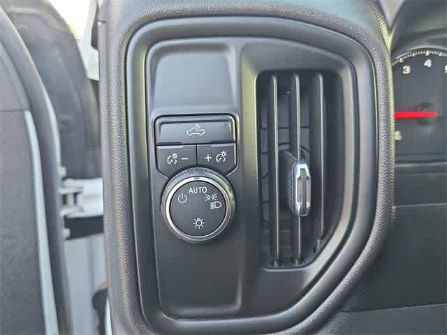 Thumbnail: 2021 Chevrolet Silverado 1500 - 39