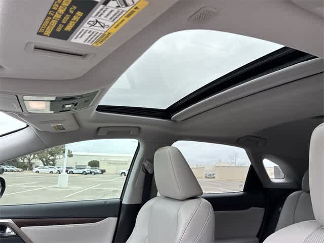 Thumbnail: 2020 Lexus RX - 20