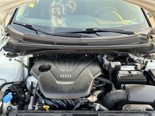 Thumbnail: 2016 Hyundai Veloster - 15