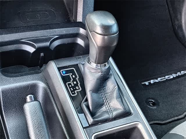 Thumbnail: 2023 Toyota Tacoma - 33