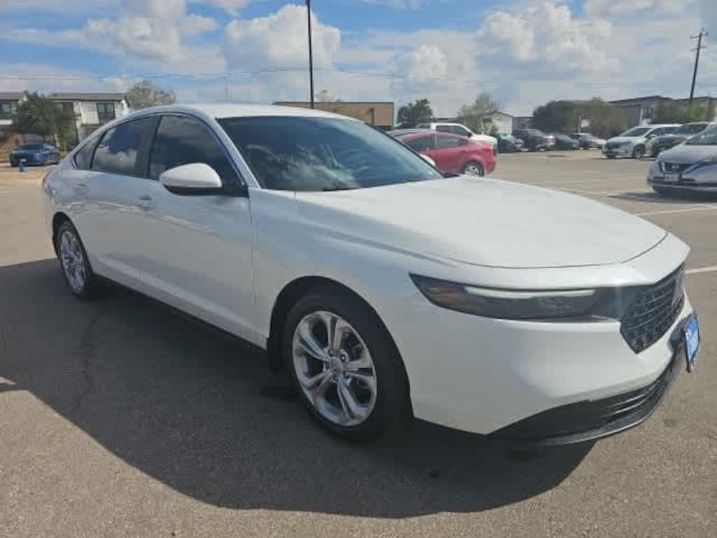 Certified 2025 Honda Accord LX Sedan