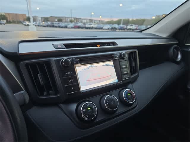 Thumbnail: 2017 Toyota RAV4 - 30