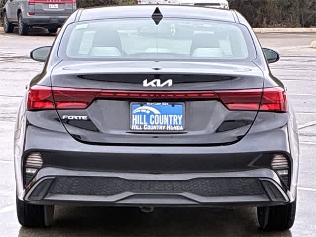 Thumbnail: 2023 Kia Forte - 5